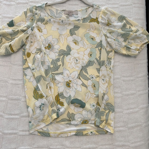 Mixed media flowy top - Picture 2 of 3